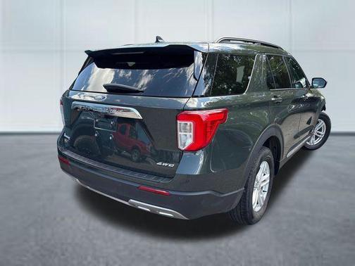 Forged Green Metallic 2024 Ford Explorer XLT