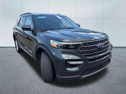 Forged Green Metallic 2024 Ford Explorer XLT