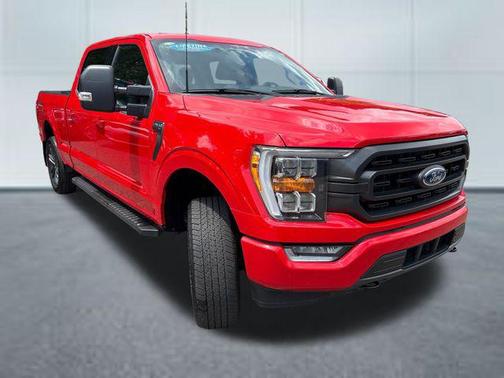 Red 2023 Ford F-150 XLT