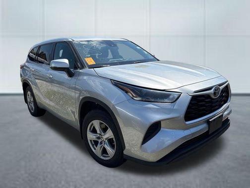 Celestial Silver Metallic 2021 Toyota Highlander L