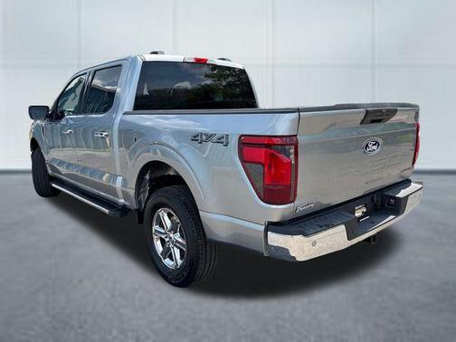 Iconic Silver Metallic 2025 Ford F-150 XLT