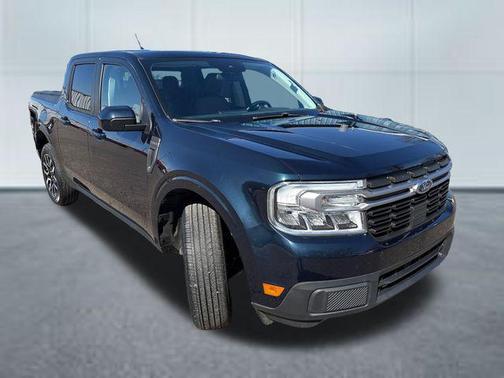 Alto Blue Tinted Clearcoat Metallic 2022 Ford Maverick Lariat