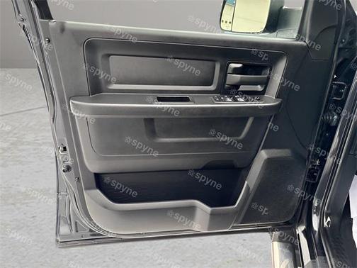 2021 RAM 2500 Tradesman Crew Cab 4x4 6'4' Box