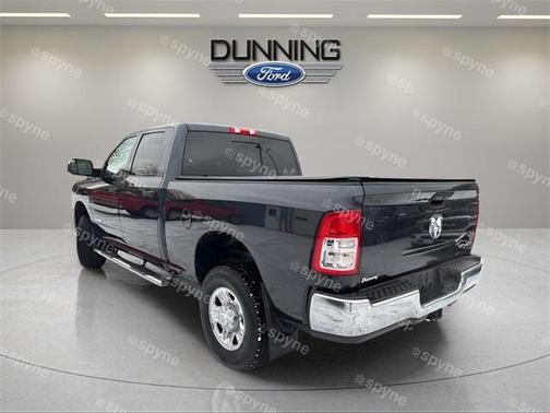 2021 RAM 2500 Tradesman Crew Cab 4x4 6'4' Box
