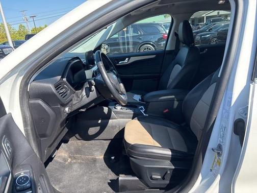 2021 Ford Escape Titanium