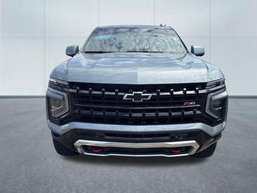 Sterling Gray Metallic 2026 Chevrolet Suburban Z71, 4WD