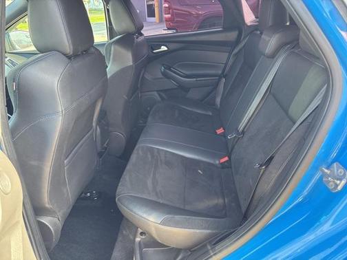 2017 Ford Focus RS Base
