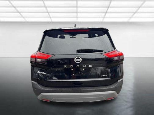 2022 Nissan Rogue S
