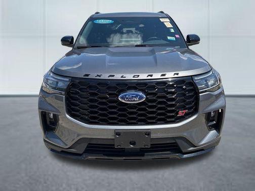 Carbonized Gray Metallic 2025 Ford Explorer ST