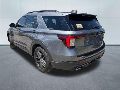 Carbonized Gray Metallic 2025 Ford Explorer ST