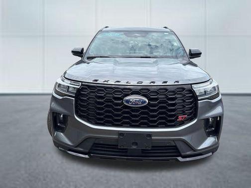Carbonized Gray Metallic 2025 Ford Explorer ST