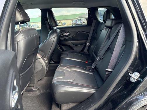 2019 Jeep Cherokee Trailhawk Elite