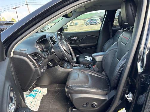 2019 Jeep Cherokee Trailhawk Elite