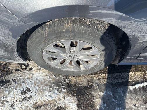 2025 Toyota Sienna LE