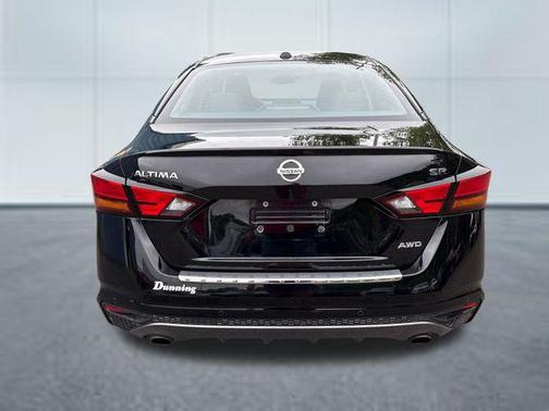 Super Black Clearcoat 2020 Nissan Altima SR Intelligent AWD