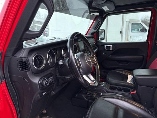 2020 Jeep Gladiator Overland