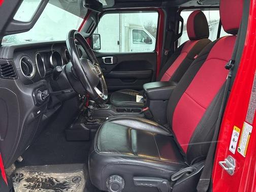 2020 Jeep Gladiator Overland