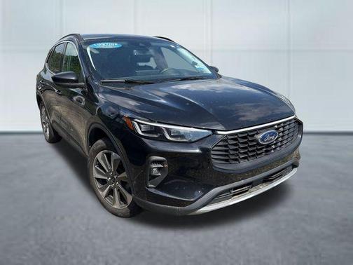 Agate Black Metallic 2025 Ford Escape Platinum