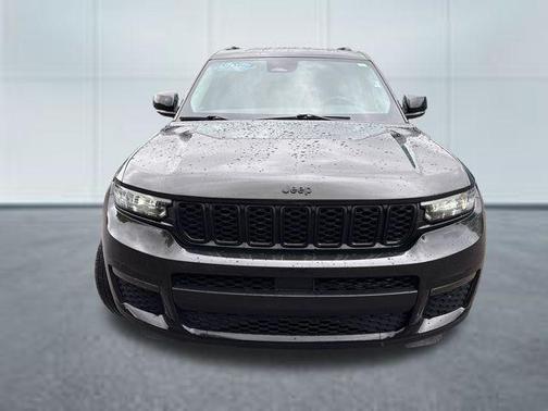 Rocky Mountain Pearlcoat 2023 Jeep Grand Cherokee L Limited