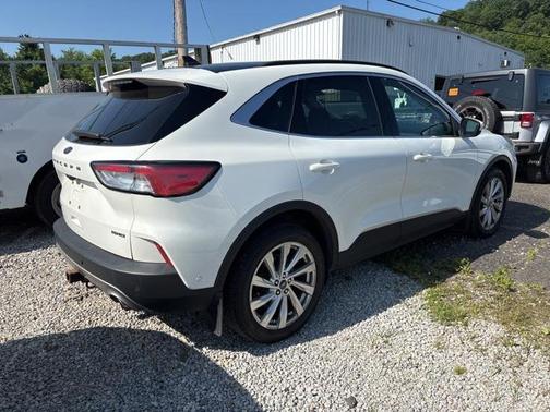 2021 Ford Escape Titanium