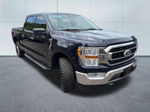 Blue 2021 Ford F-150 XLT