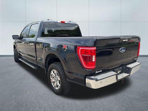 Blue 2021 Ford F-150 XLT