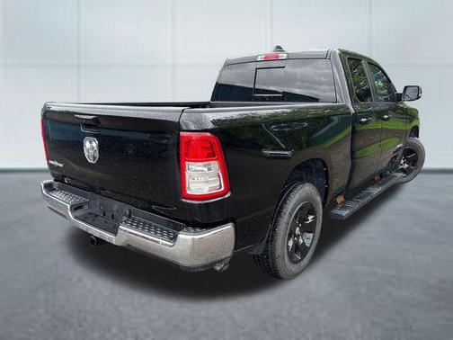 Diamond Black Crystal Pearlcoat 2021 RAM 1500 Big Horn/Lone Star