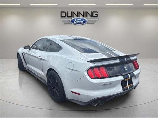 2017 Ford Shelby GT350 Base