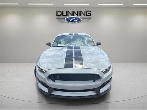 2017 Ford Shelby GT350 Base