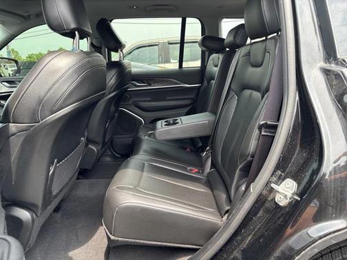 2022 Jeep Grand Cherokee Limited X