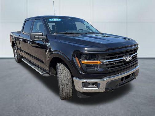 Agate Black Metallic 2024 Ford F-150 XLT