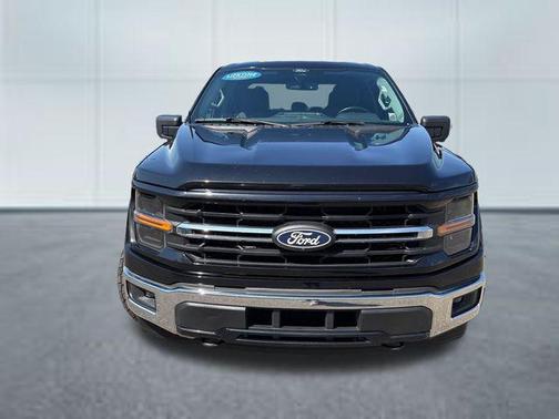 Agate Black Metallic 2024 Ford F-150 XLT