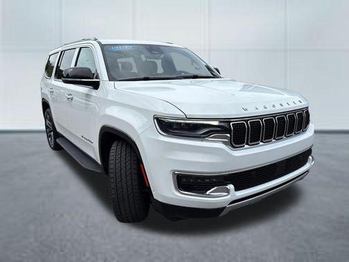 Bright White Clearcoat 2023 Jeep Wagoneer Series II