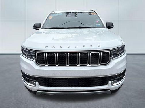 Bright White Clearcoat 2023 Jeep Wagoneer Series II