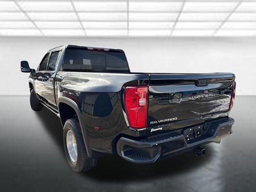 2023 Chevrolet Silverado 3500 High Country