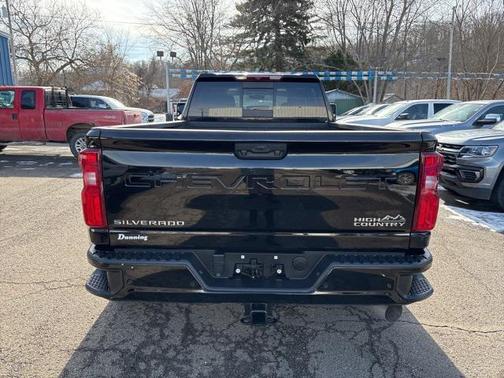 2023 Chevrolet Silverado 3500 High Country