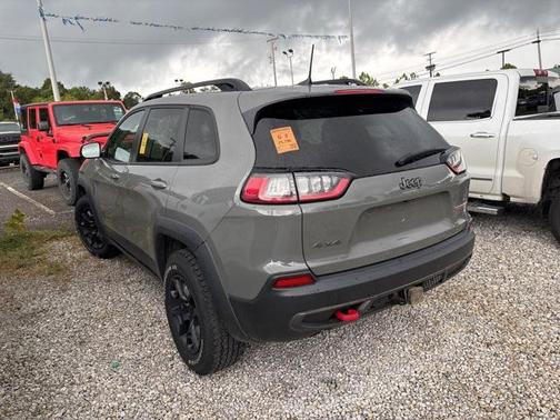 2022 Jeep Cherokee Trailhawk
