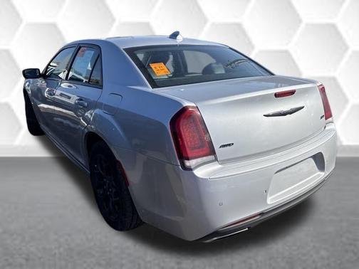2023 Chrysler 300 Touring