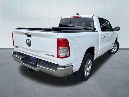 Bright White Clearcoat 2019 RAM 1500 Big Horn