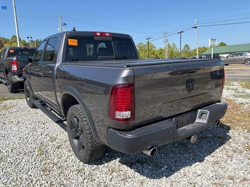 2019 RAM 1500 SLT