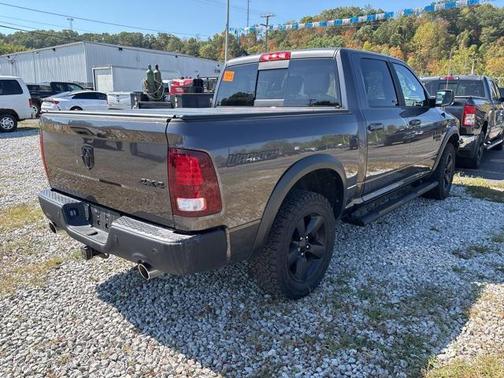 2019 RAM 1500 SLT