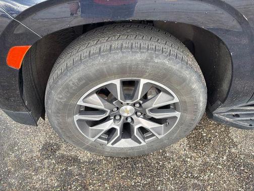 Midnight Blue Metallic 2022 Chevrolet Tahoe LT