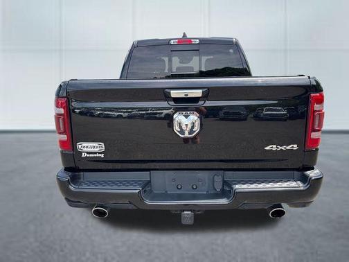Diamond Black Crystal Pearlcoat 2021 RAM 1500 Longhorn