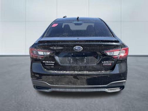 2022 Subaru Legacy Sport