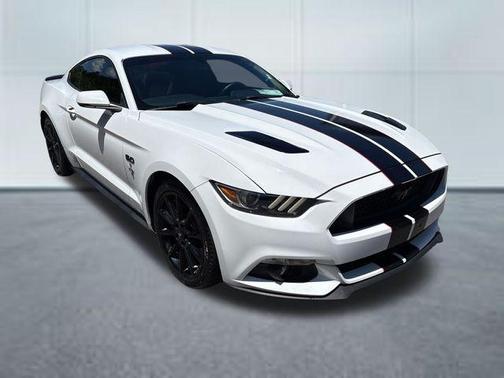 Oxford White 2016 Ford Mustang GT Premium