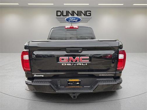 2023 GMC Canyon Denali