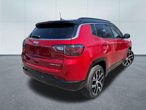 Red Hot Pearlcoat 2024 Jeep Compass Limited