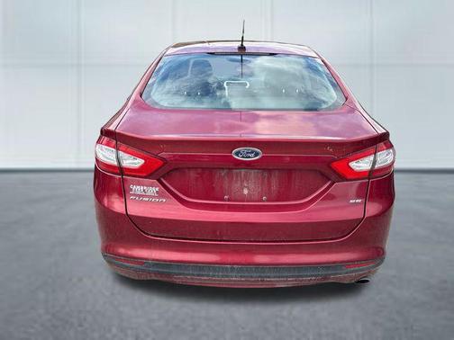 Ruby Red Metallic Tinted Clearcoat 2014 Ford Fusion SE