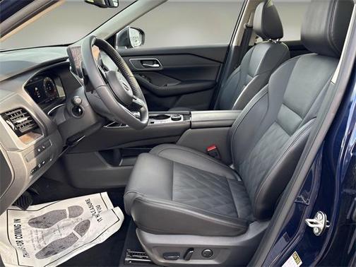 2024 Nissan Rogue Platinum