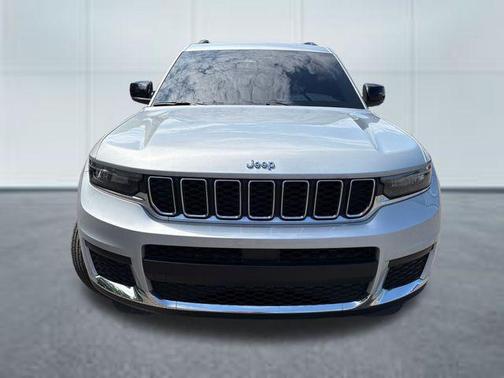 Silver Zynith 2023 Jeep Grand Cherokee L Laredo